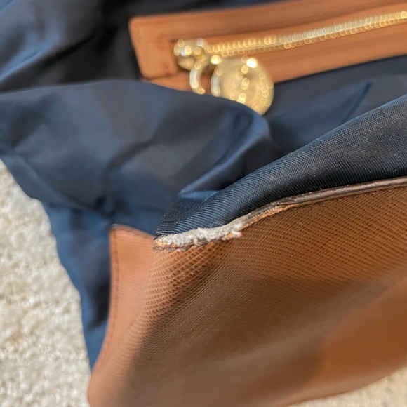 Michael Kors Kempton Small Tote in Navy - Picture 10 of 10